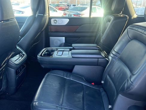 Used 2023 Lincoln Navigator L Reserve image 17