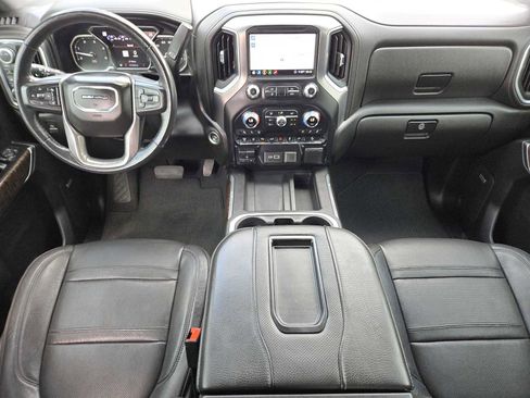 Used 2020 GMC Sierra 2500 Denali w/ Denali Ultimate Package AWD/4WD image 25