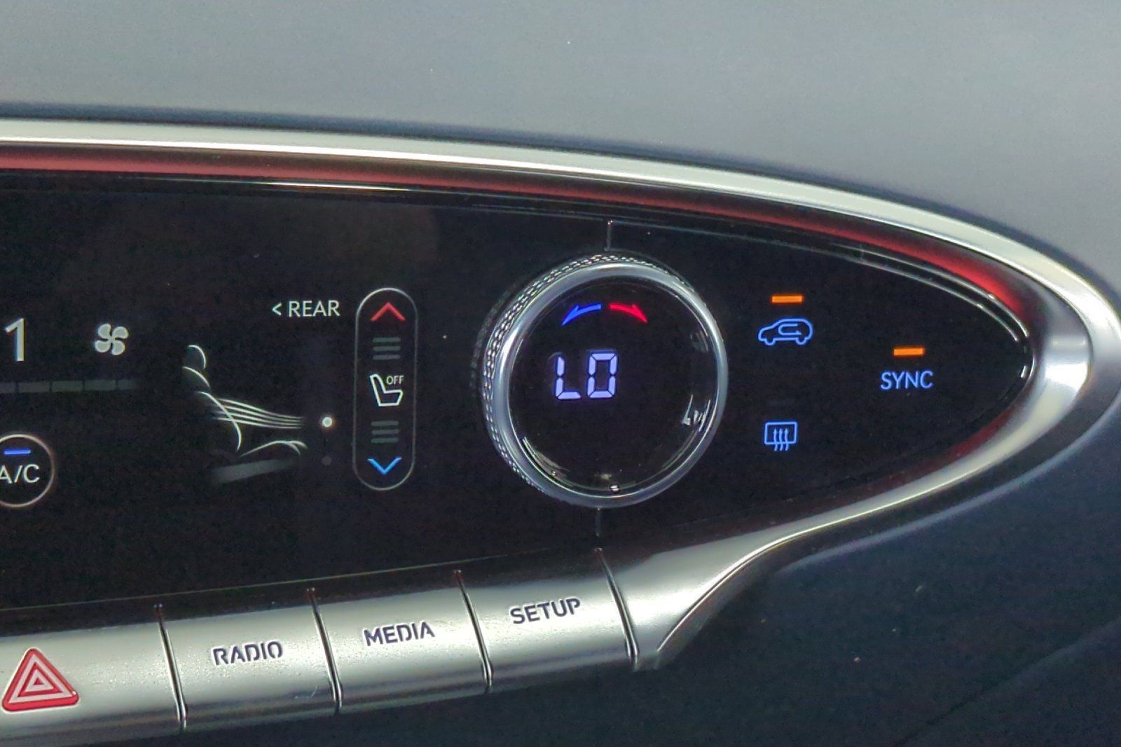 Used 2022 Genesis GV70 3.5T Sport AWD/4WD image 29