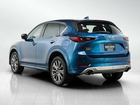 Used 2024 MAZDA CX-5 Signature AWD/4WD image 3