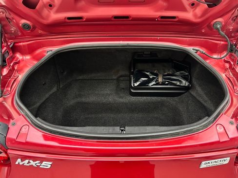 Used 2017 MAZDA MX-5 Miata RF Club image 13