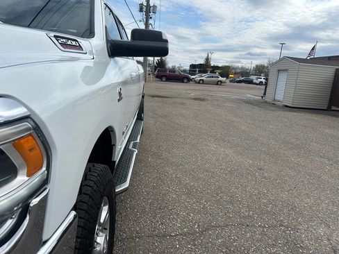 Used 2021 RAM 2500 Big Horn w/ Level 2 Equipment Group AWD/4WD image 17