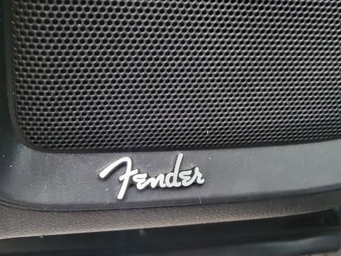 Used 2019 Nissan Titan PRO-4X w/ Pro-4x Utility Package image 9