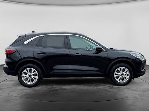 Used 2024 Ford Escape Active AWD/4WD image 9