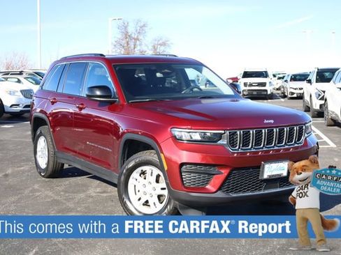 Used 2023 Jeep Grand Cherokee Laredo w/ Luxury Tech Group I image 2