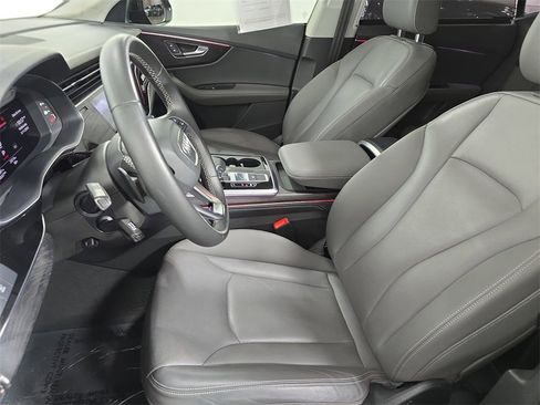Used 2023 Audi Q8 Premium Plus w/ Premium Plus Package image 5