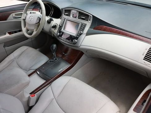 Used 2011 Toyota Avalon FWD image 21