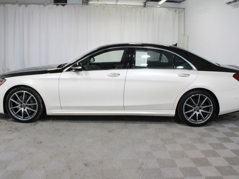 Used 2020 Mercedes-Benz S 560 Sedan image 29