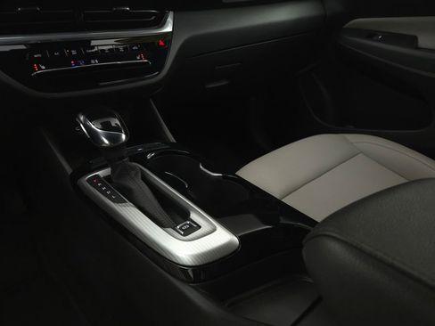 Used 2024 Buick Envista Avenir image 27