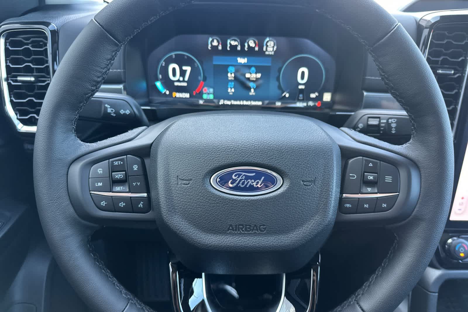 New 2026 Ford Ranger Lariat w/ FX4 Off-Road Package AWD/4WD image 23