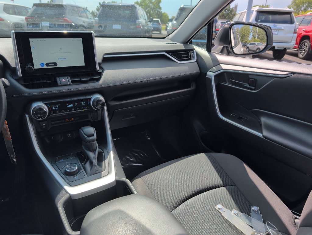 Certified 2025 Toyota RAV4 LE AWD/4WD image 14