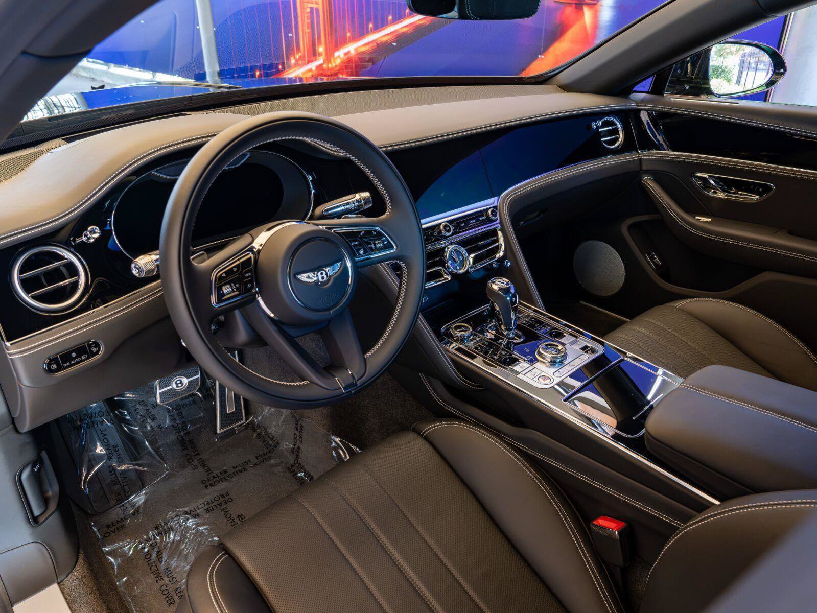 Used 2024 Bentley Flying Spur Azure AWD/4WD image 9