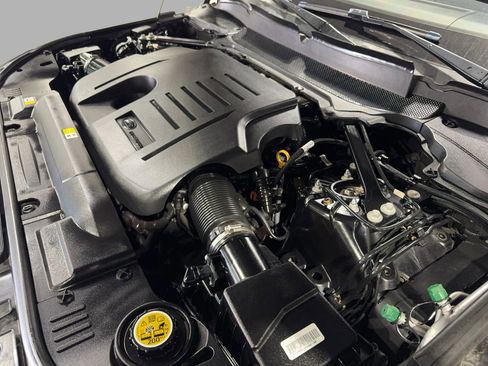 Used 2020 Land Rover Range Rover Sport HSE image 39