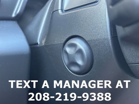 Used 2022 GMC Sierra 1500 AT4 w/ AT4 Premium Package image 46