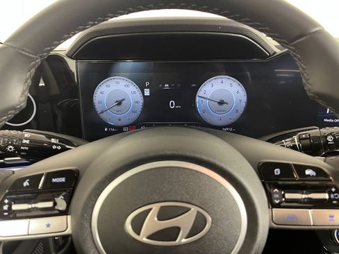 Used 2024 Hyundai Elantra SEL w/ Convenience Package image 22