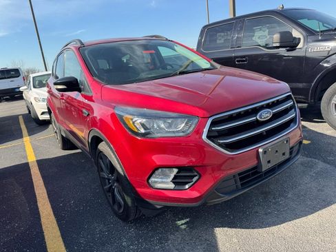 Used 2017 Ford Escape Titanium image 6