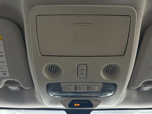 Used 2019 Ford EcoSport SE image 26