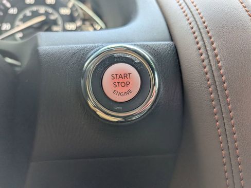 Used 2020 Nissan Armada Platinum w/ Platinum Reserve Package image 24