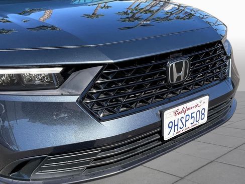 Used 2023 Honda Accord EX image 29