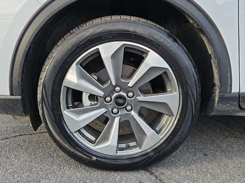 Used 2025 Ford Escape Platinum image 14