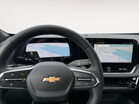 New 2026 Chevrolet Equinox LT AWD/4WD image 12