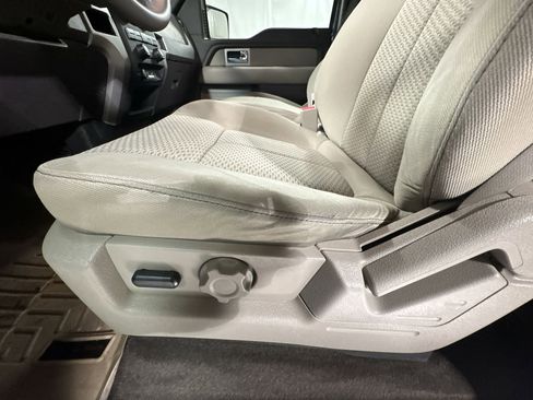Used 2010 Ford F150 XLT image 18