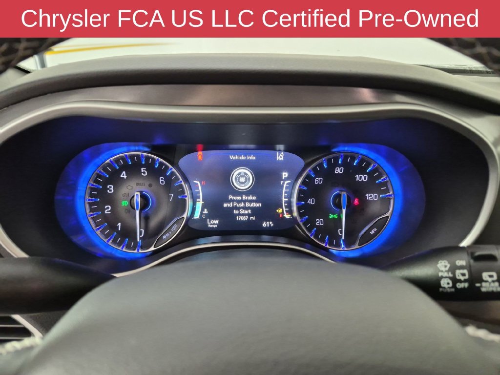 Used 2026 Chrysler Pacifica Select FWD image 21