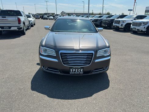 Used 2014 Chrysler 300 C w/ Beats Audio Group RWD image 9