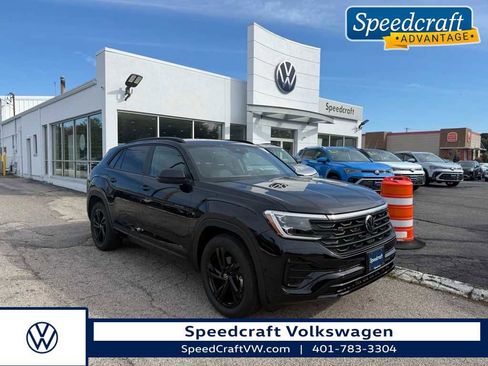 New 2026 Volkswagen Atlas Cross Sport SEL R-Line image 1