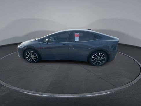 New 2026 Toyota Prius Plug-In Hybrid FWD image 10