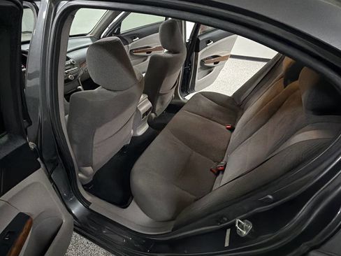 Used 2011 Honda Accord EX image 25