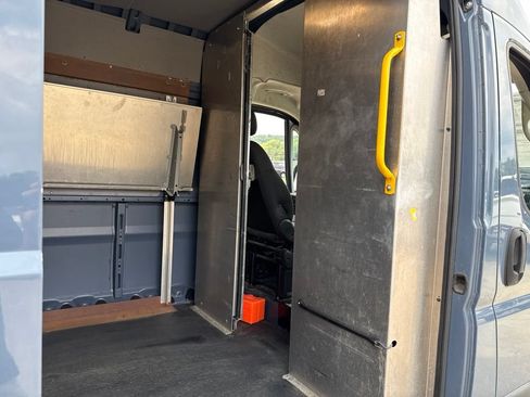 Used 2019 RAM ProMaster 3500 FWD image 18
