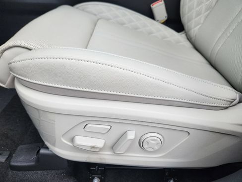 New 2026 Kia Sorento SX Prestige AWD/4WD image 9