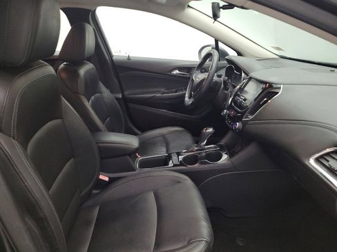 Used 2017 Chevrolet Cruze Premier FWD image 21