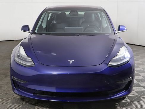Used 2018 Tesla Model 3 Long Range image 10