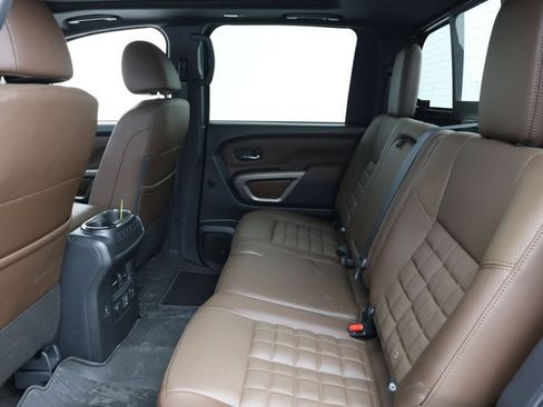 Used 2022 Nissan Titan Platinum Reserve w/ Moonroof Package image 21