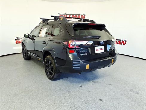 Used 2022 Subaru Outback Wilderness image 9