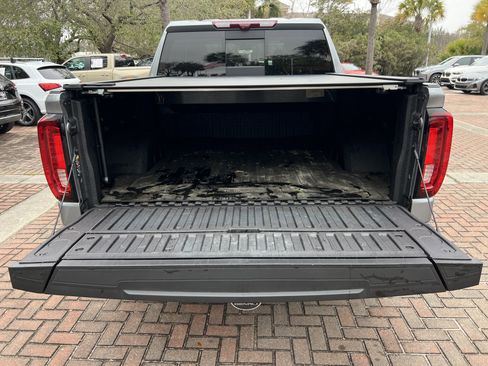 Used 2024 GMC Sierra 1500 Denali Ultimate image 32