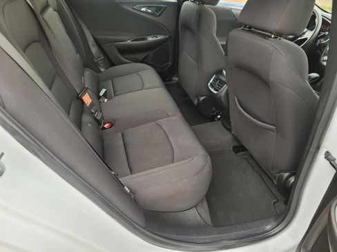 Used 2023 Chevrolet Malibu LT w/ Driver Confidence Package FWD image 11