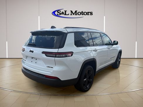 Used 2023 Jeep Grand Cherokee L Limited w/ Luxury Tech Group II AWD/4WD image 5