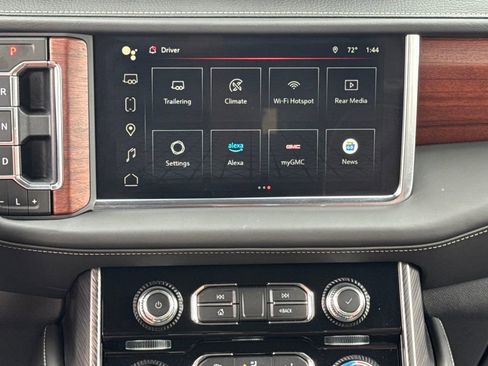Used 2024 GMC Yukon Denali Ultimate image 27