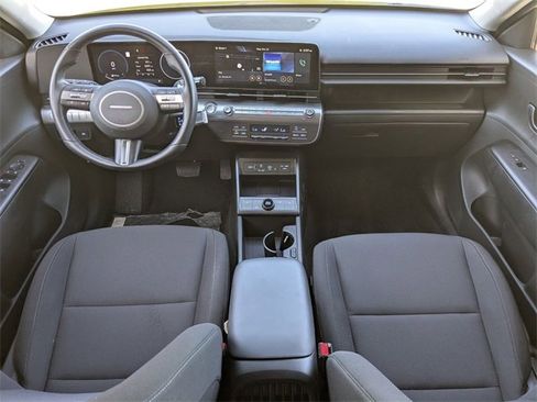 Certified 2024 Hyundai Kona SEL w/ Convenience Package image 33