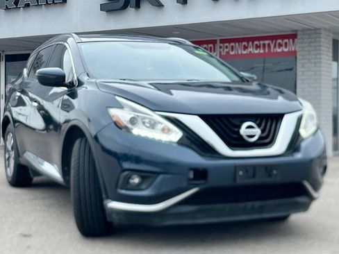 Used 2017 Nissan Murano SV FWD image 1