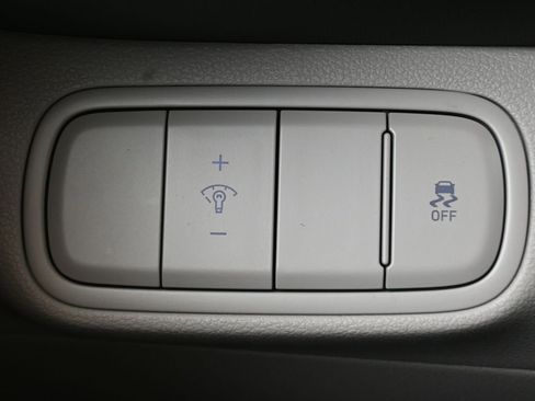 New 2026 Hyundai Venue SEL image 24