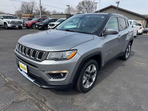 Used 2019 Jeep Compass Limited image 7