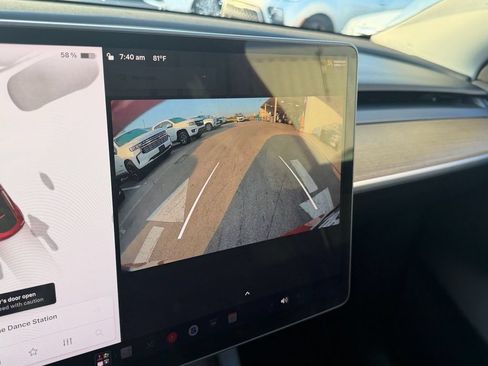 Used 2022 Tesla Model Y Long Range AWD/4WD image 21