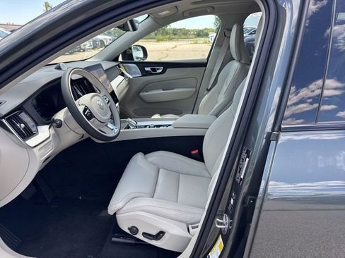 New 2026 Volvo XC60 T8 Ultra w/ Protection Package Premier AWD/4WD image 9
