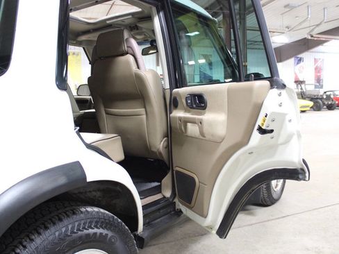 Used 2001 Land Rover Discovery SE image 30