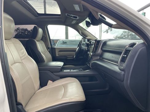 Used 2019 RAM 2500 Limited AWD/4WD image 25