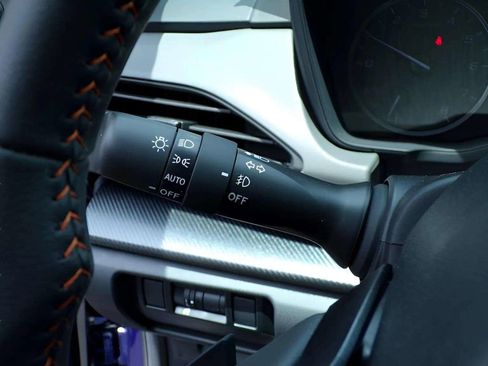 Certified 2025 Subaru Crosstrek 2.5i Limited image 22